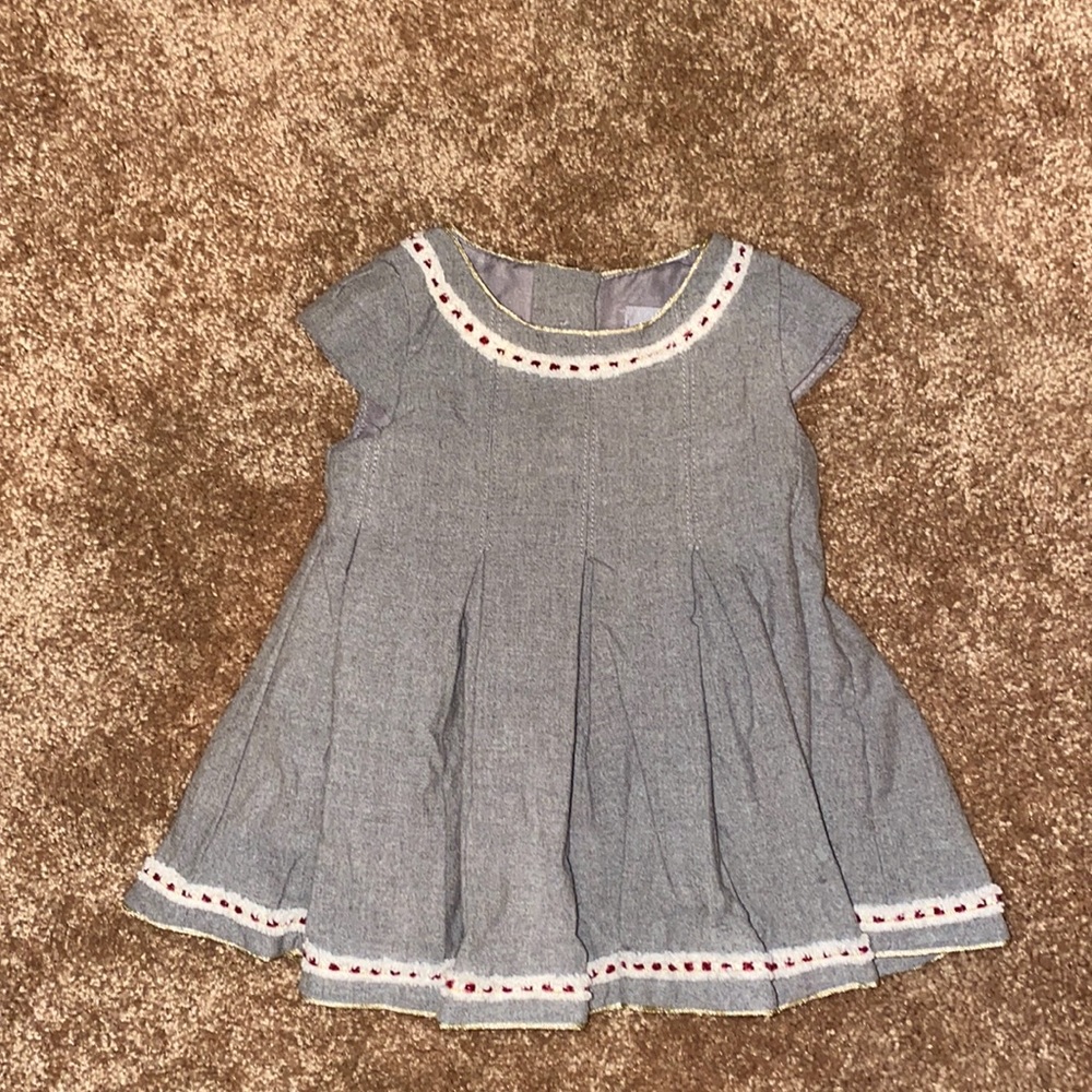 Tahari dress in perfect condition